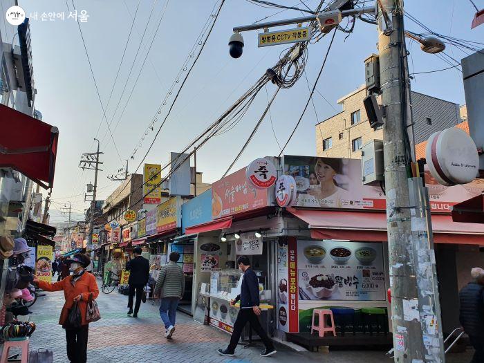 시장입구에서 발견한 서울 와이파이