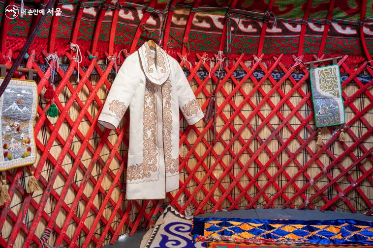 중앙아시아 5개국의 전시, 공연, 문화프로그램이 진행된다.