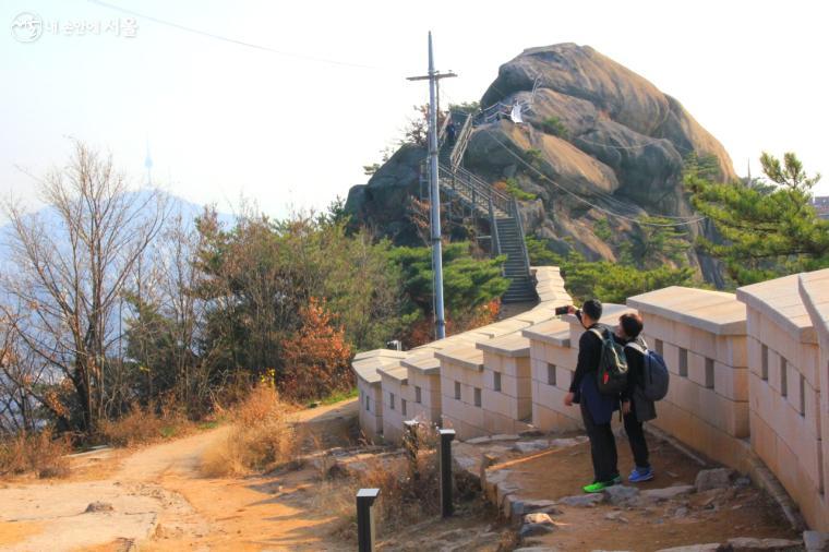 서울시는 등산을 신규 관광자원으로 발굴해 활성화하고 있다. ©엄윤주