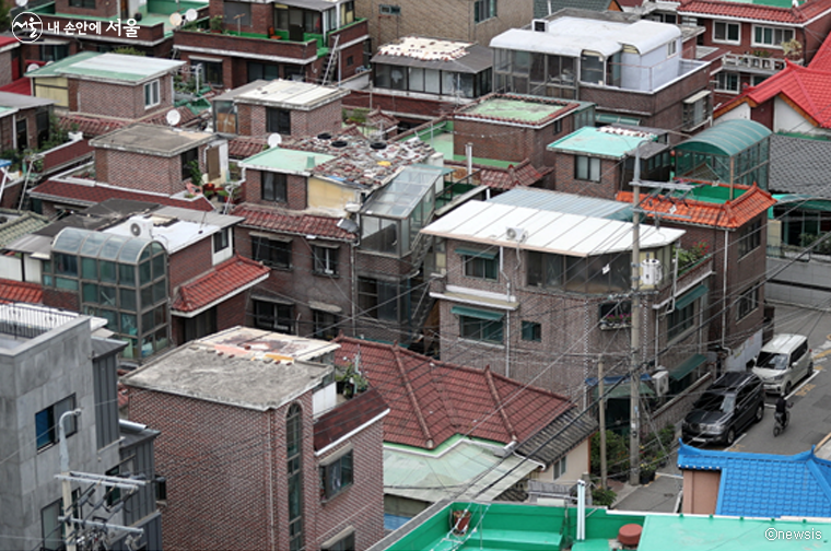 서울시는 2026년까지 모아타운 총 100개소 지정을 목표로 대상지 선정을 확대한다. 