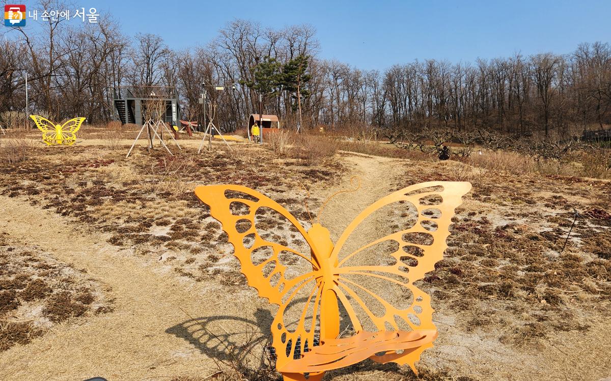 따뜻한 봄날이 되면 하늘꽃정원 가득 꽃이 예쁘게 필 것이다. ⓒ김미선