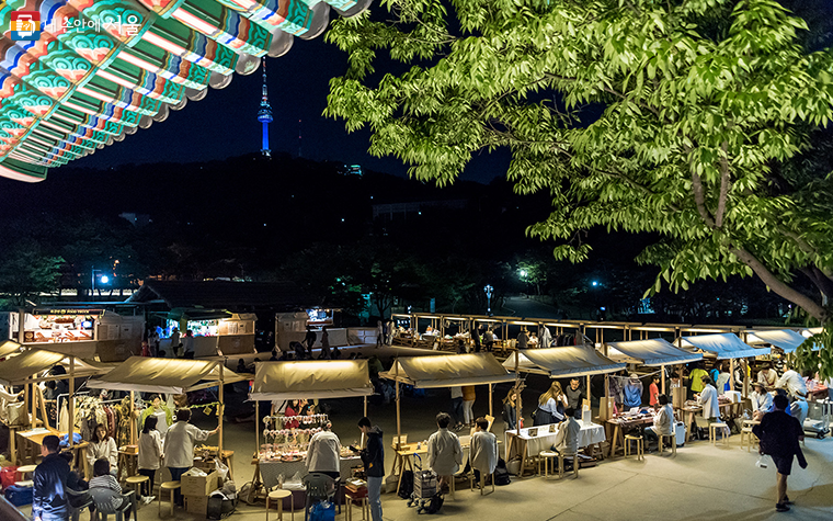 서울 문화의 밤은 남산골한옥마을 등 시립문화시설 9곳에서 진행된다. 