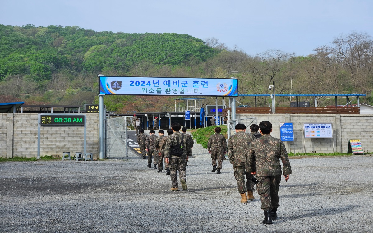 훈련장에 입소하는 서울 예비군 대원들 ⓒ김준범