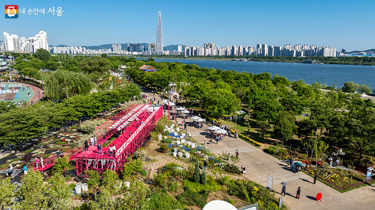 2024 서울국제정원박람회가 뚝섬한강공원에서 10월 8일까지 개최된다.