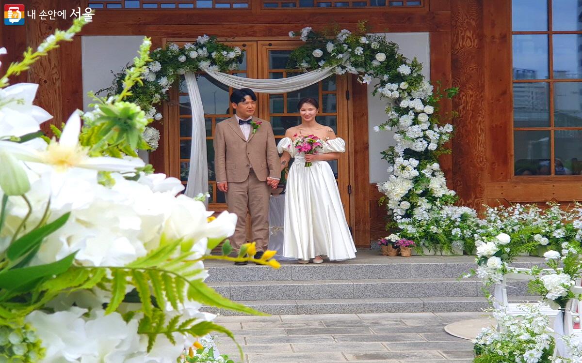 ‘서울한방진흥센터’에서의 결혼식은 대관료를 무료(피로연장소, 다목적홀 대관료 별도)로 진행했다. ©엄윤주