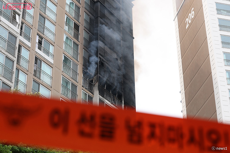 서울특별시 소방재난본부는 분리수거장과 에어컨 실외기 화재가 잇따르면서 화재예방을 위한 주의를 당부했다.