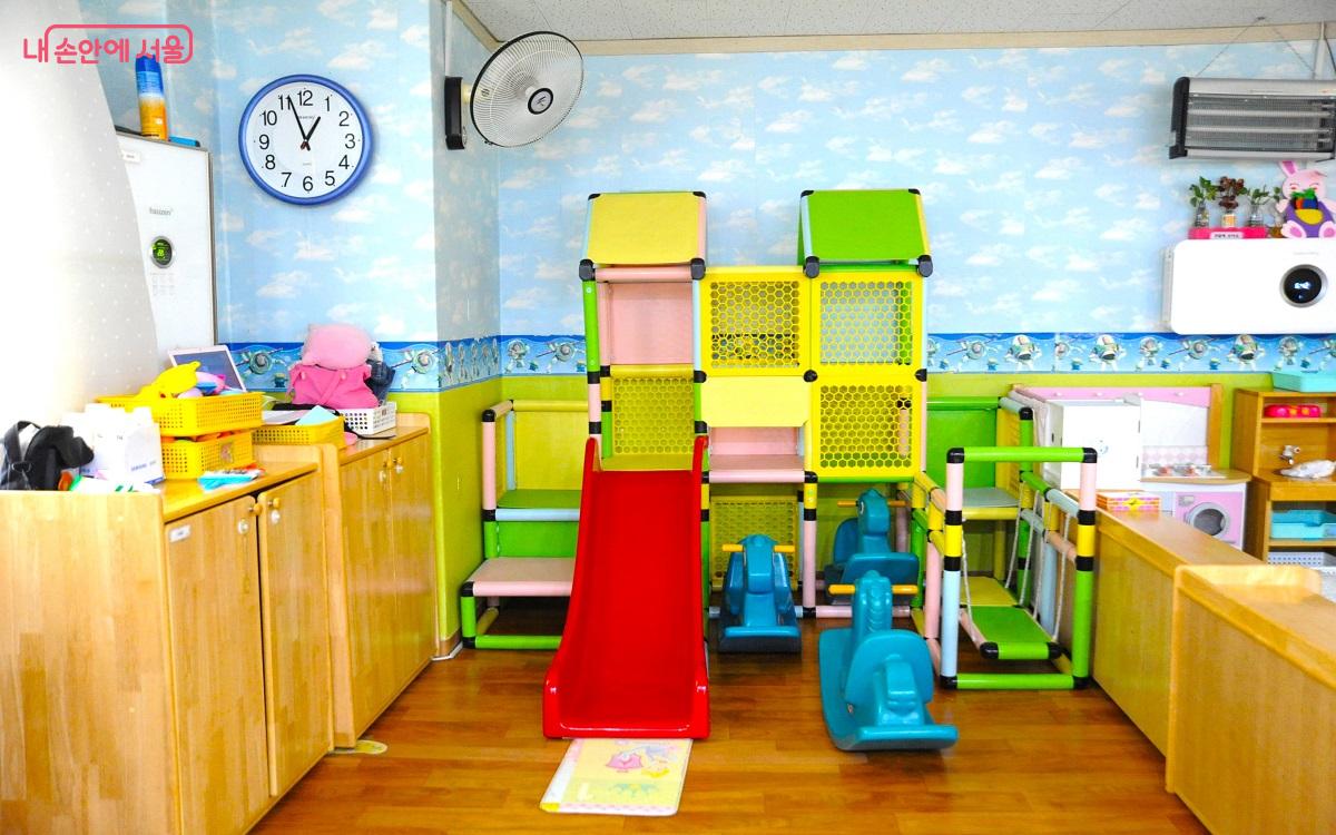 ‘동화나라 어린이집’의 실내 놀이공간 ⓒ조수봉