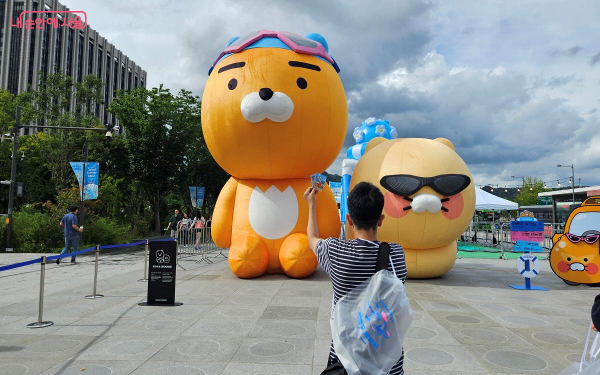 광화문광장에 나타난 새로운 섬, ‘라춘도 쬬비치’ ©이선미 