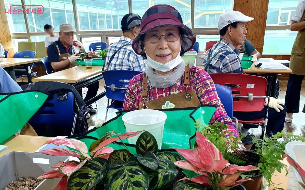 박복남 어르신은 가드닝 수업에 대해 크게 만족한다고 답했다. ©엄윤주