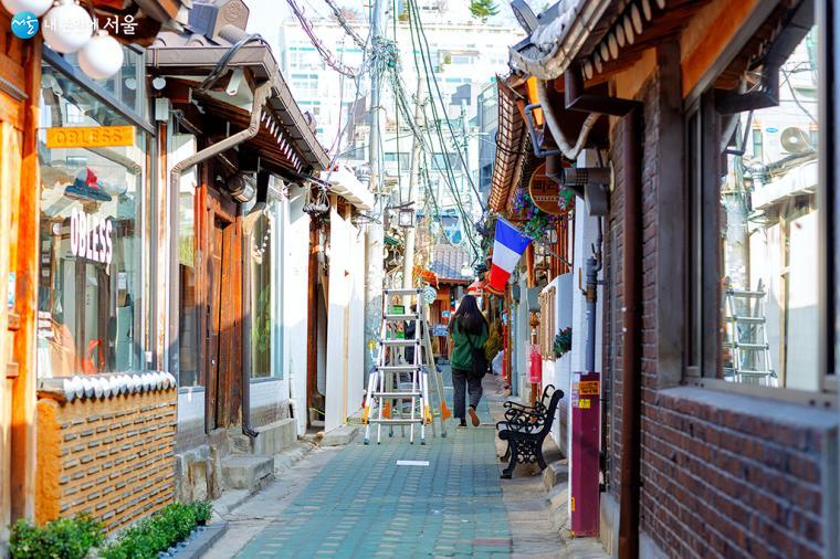 과거의 시간을 간직해온 한옥과 골목길ⓒ문청야