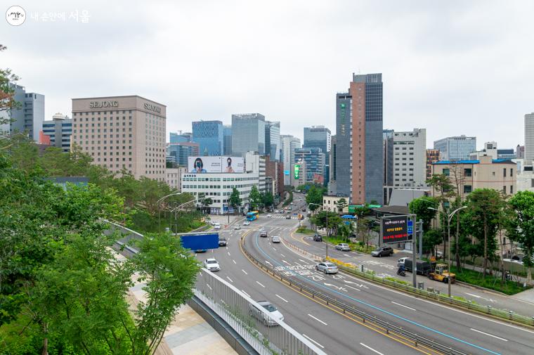 전망대에서 바라본 도심풍경