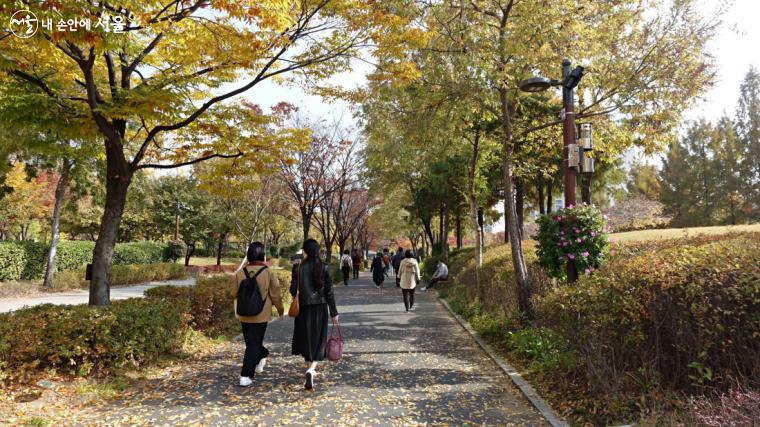 OB맥주 공장 부지에 조성한 영등포공원 ⓒ이선미 