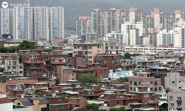 서울시는 주택공급 활성화를 위해 역세권·준공업지역 등에 소규모 재개발을 추진한다