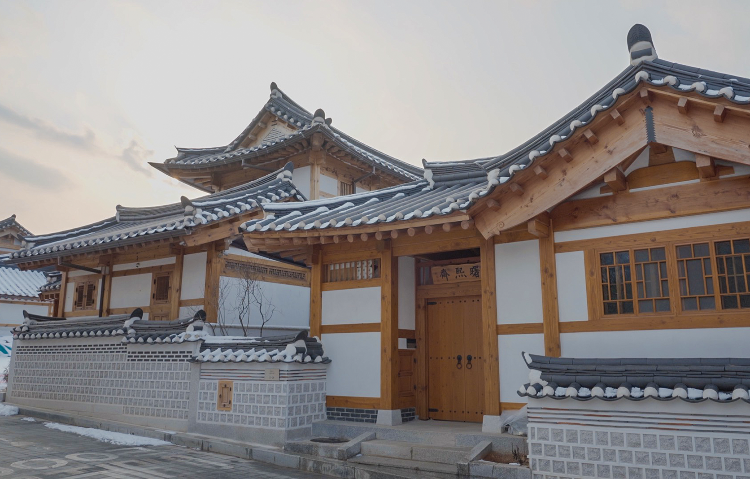 한옥 관리 매뉴얼 받고, '서울 우수한옥'에 도전하세요!