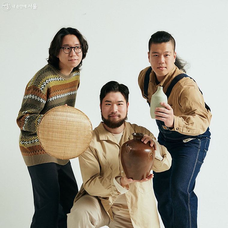 오른쪽부터 차례로 주룩주룩의 박영건 대표와 팀원 한빛찬, 김항욱