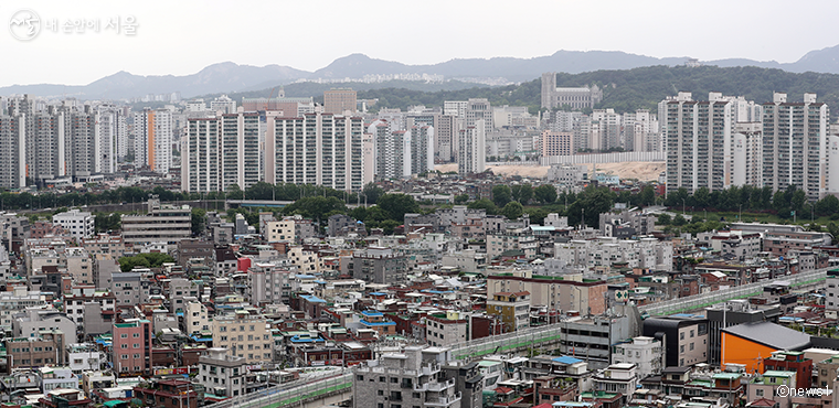 서울시가 20년간 획일적인 규제로 작용해 온 ‘지구단위계획 수립기준’을 전면 재정비한다.