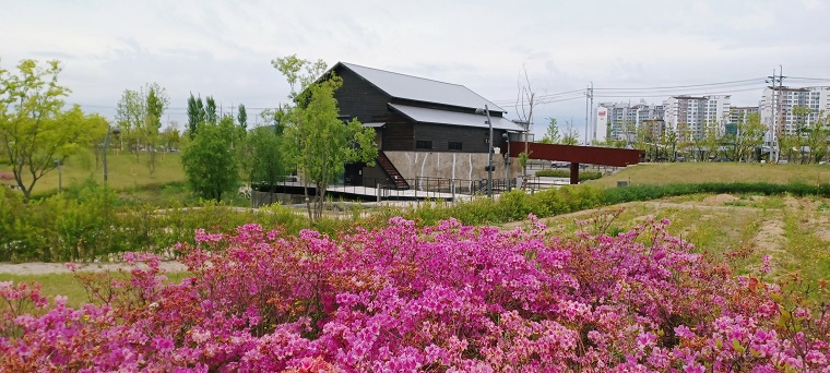 서울식물원 내에 위치한 ‘마곡문화관’ 모습