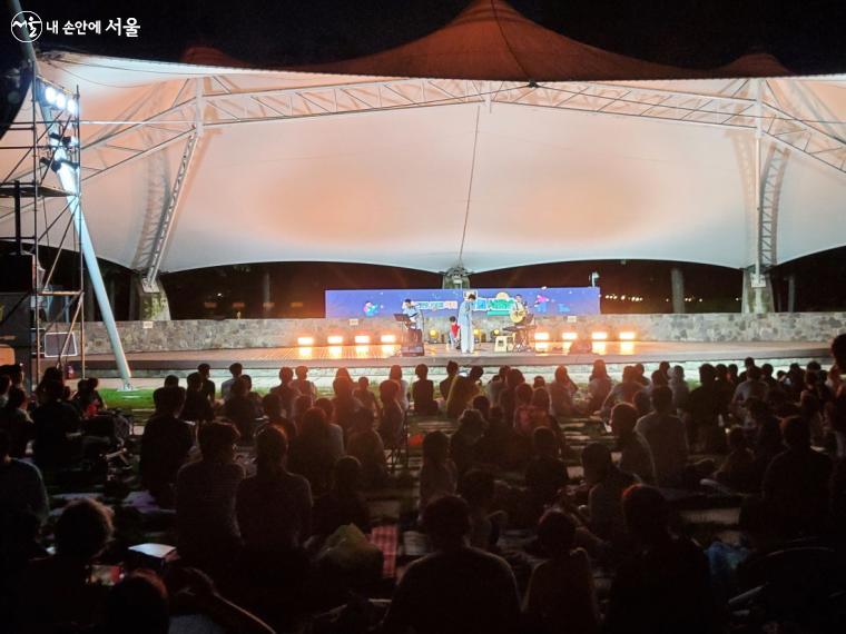 ‘서울 그린나이트 축제’는 온 가족이 함께 즐길 수 있는 여름밤의 낭만축제였다.