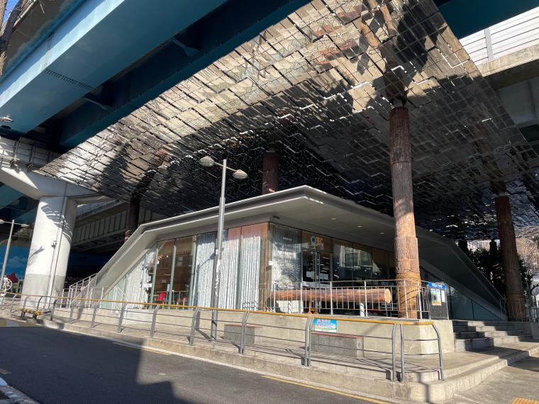 고가도로 아래, 아늑한 아지트 '다락옥수'에서 쉬었다 가요 