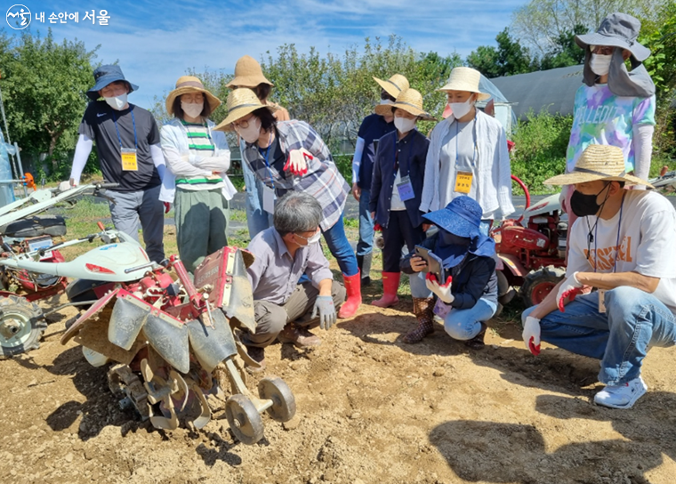 농기계실습 장면