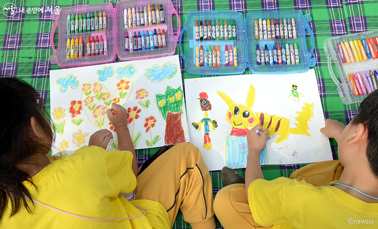 광화문 어린이그림그리기대회는 5월 6일 진행된다.