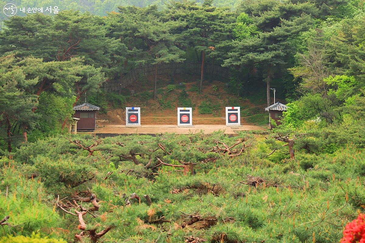 남산 석호정은 민간 활터로는 가장 오래된 곳으로 세계를 제패한 한국 양궁의 발상지다. ⓒ정향선
