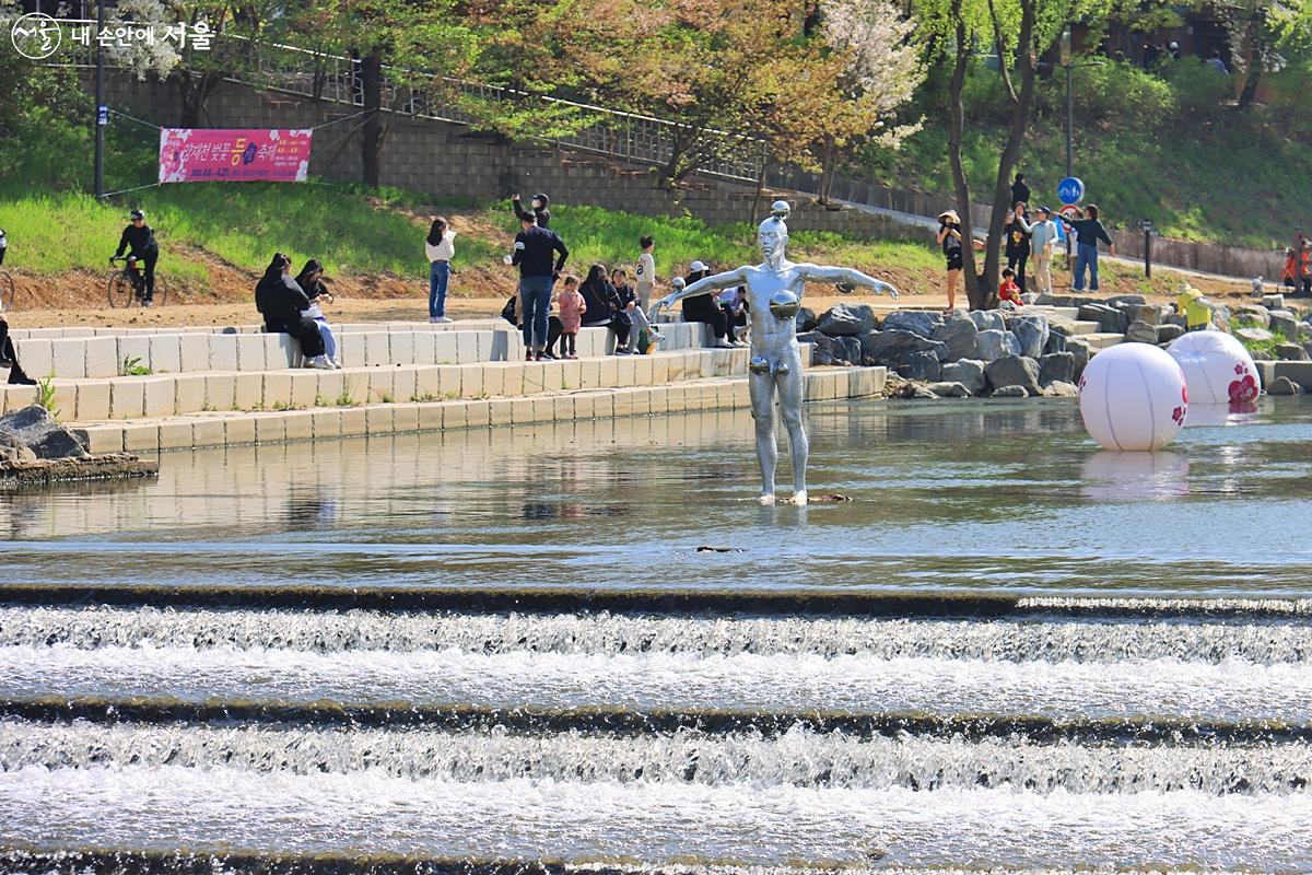 고봉수 작가의 <나를보다> 작품 ©정향선