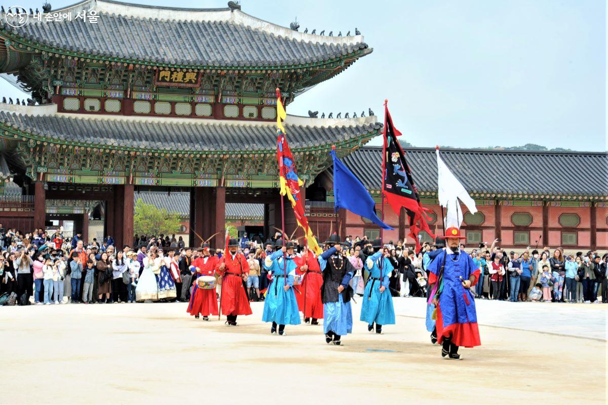 서울페스타 연계행사로 경복궁에서 진행 중인 ‘2023 봄 궁중문화축전’ ⓒ조수봉