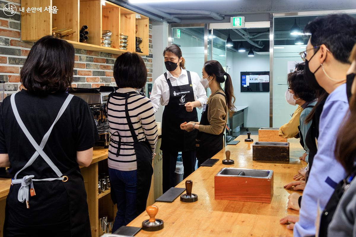 바리스타 교육 현장 전경 ⓒ유서경