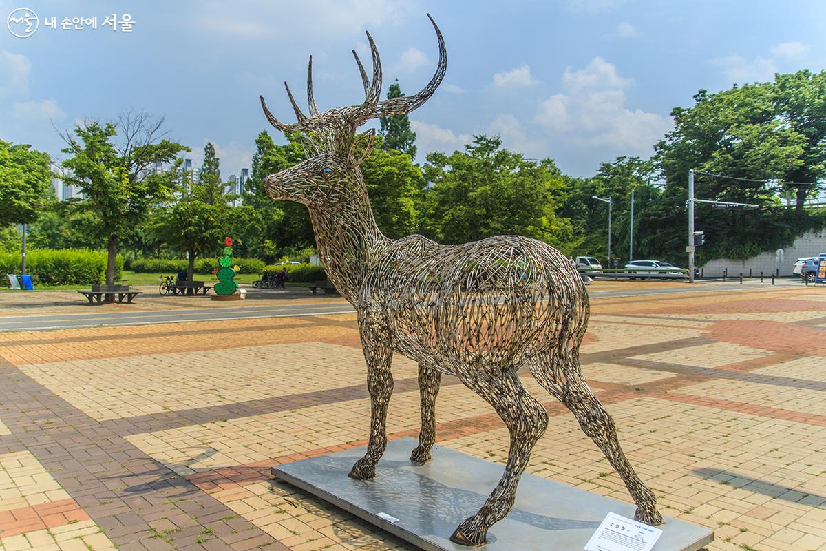 조영철 작품 <deer> ⓒ유서경