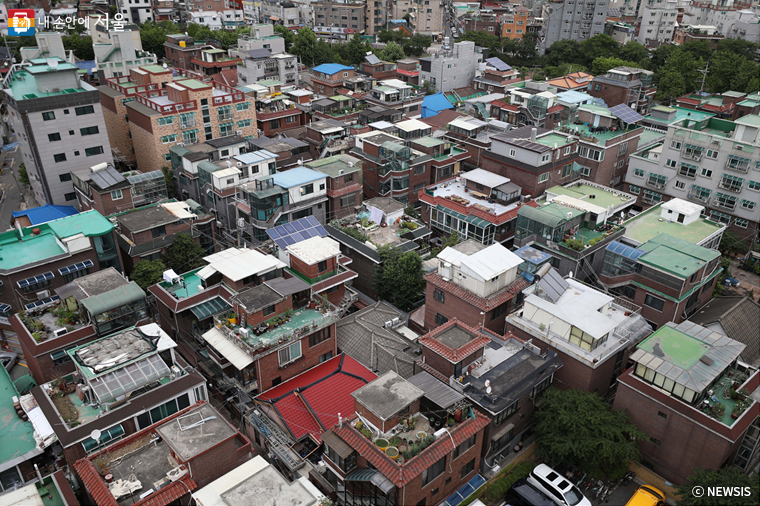 서울시가 구로, 성북, 중랑구 등 총 4곳의 모아타운 대상지를 선정했다. 사진은 강북구 번동 내 '모아타운' 시범 사업으로 선정된 주거지