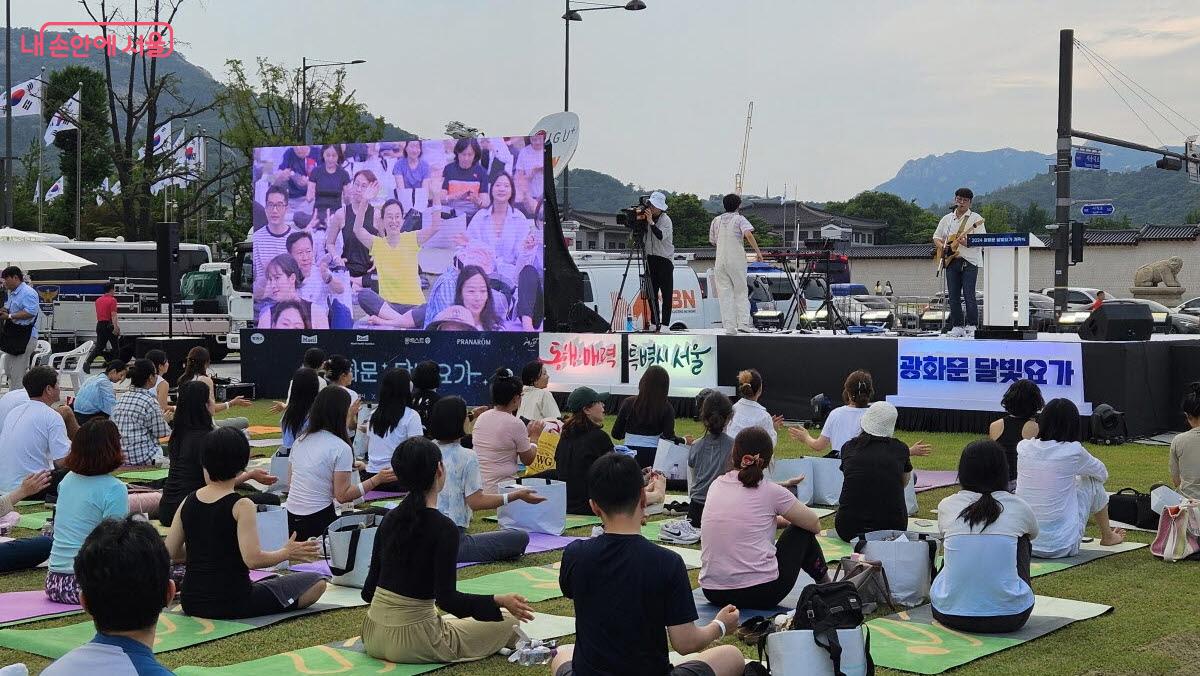 축하 공연으로 카키마젬이 출연해 흥을 돋우는 무대를 펼쳤다. ©이선미 