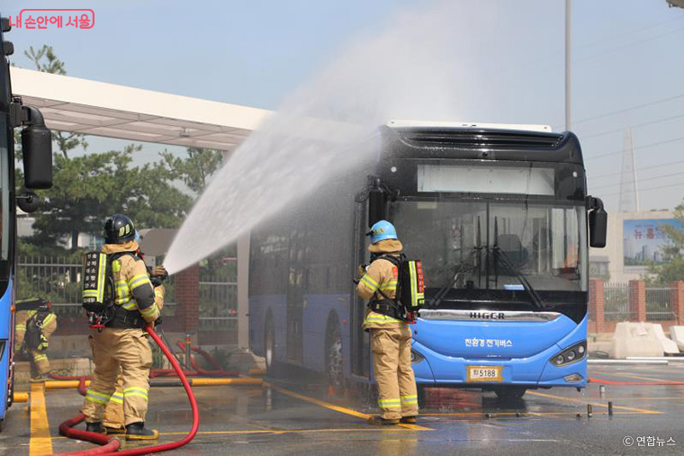전기버스 등 화재 발생 시 초기 화재진압을 위해 합동 화재훈련도 정기적으로 실시한다.
