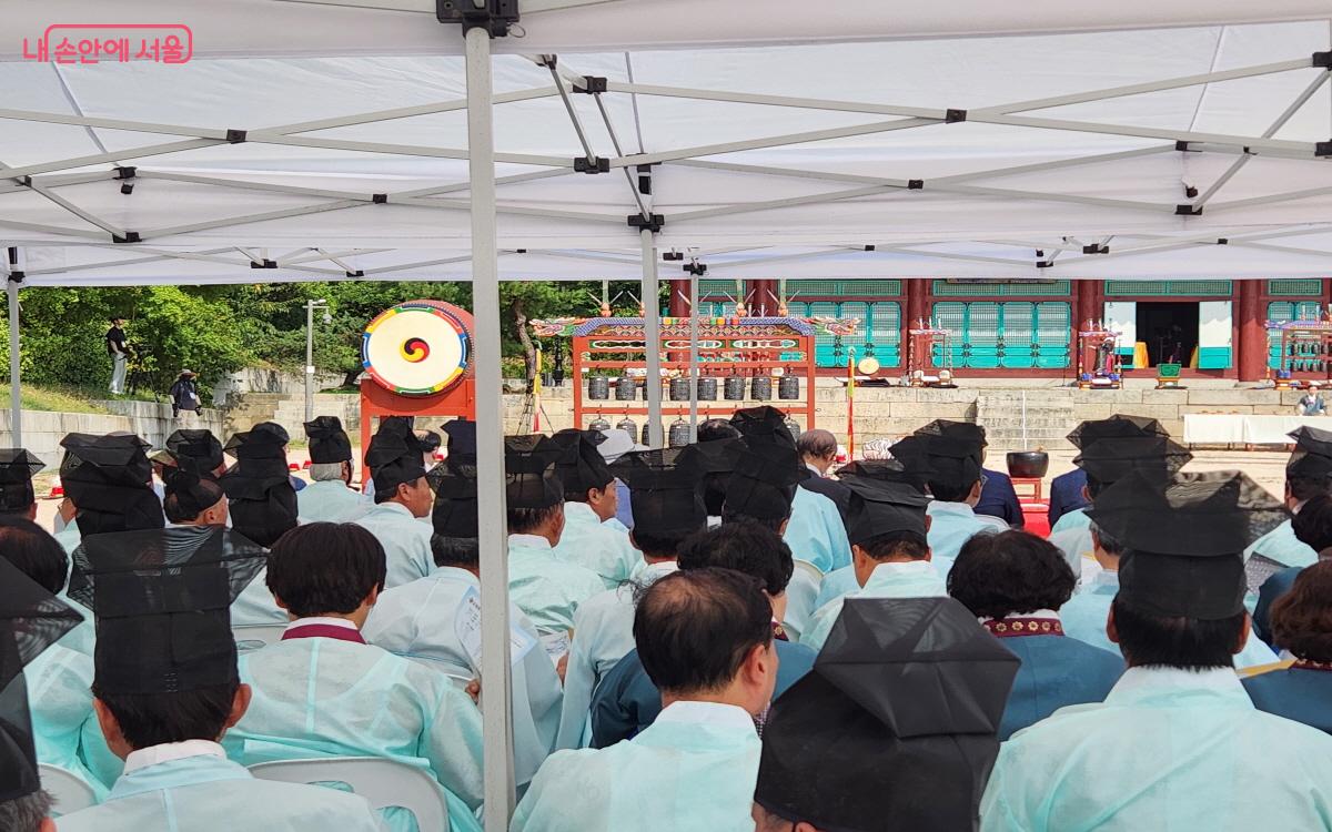 향교에서 유학을 배우는 학생들이 추기석전에 참가하기 위해 상경했다. ⓒ윤혜숙