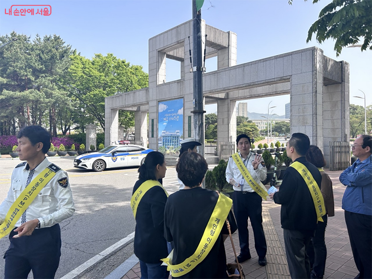 개인형 이동장치 단속 캠페인 현장