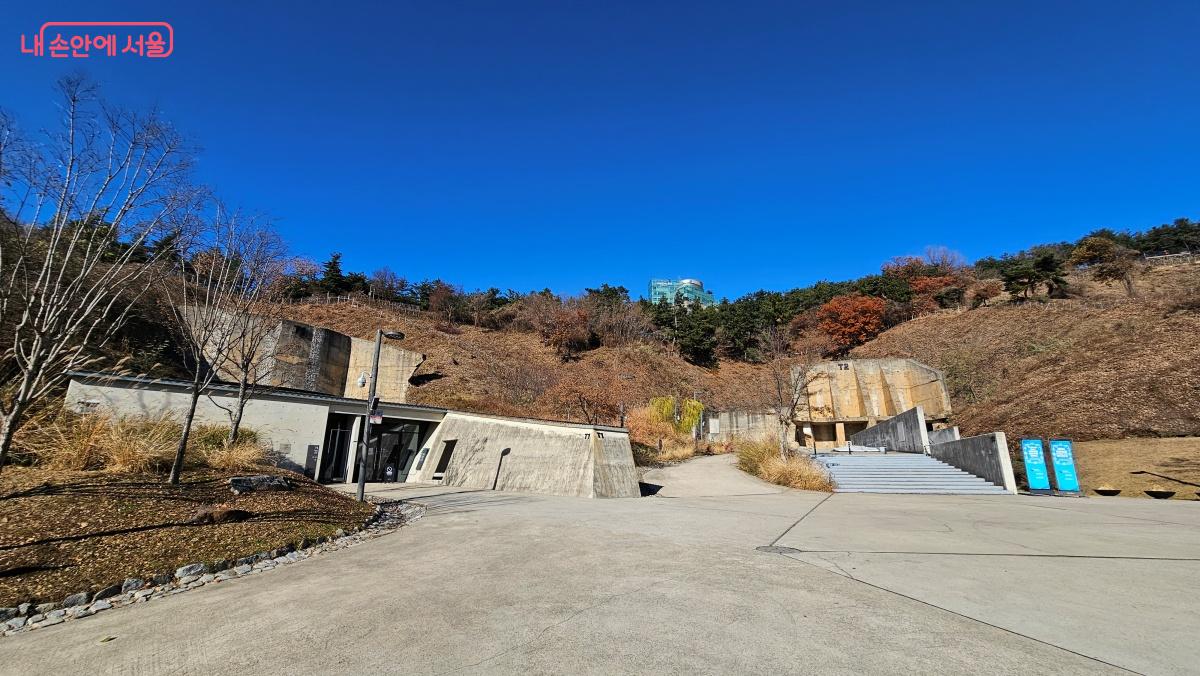 문화비축기지는 석유비축기지에서 복합 문화 공간으로 탈바꿈한 공간이다. ©최용수