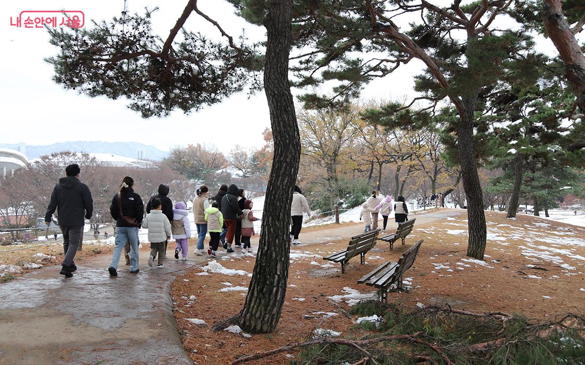 토단은 몽촌토성 성벽의 가장 높은 곳으로 망을 보기 위한 망루가 설치되어 있던 곳이다. ©정향선