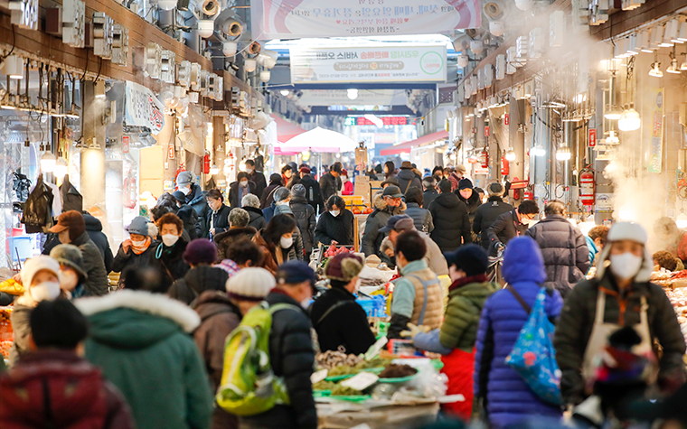 설날 장보기 부담 덜어요! 전통시장 60곳 최대 30% 할인