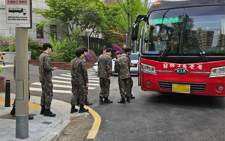 서울에 무료 버스가 있다고? 교통망 빈틈을 채우는 특별한 버스들