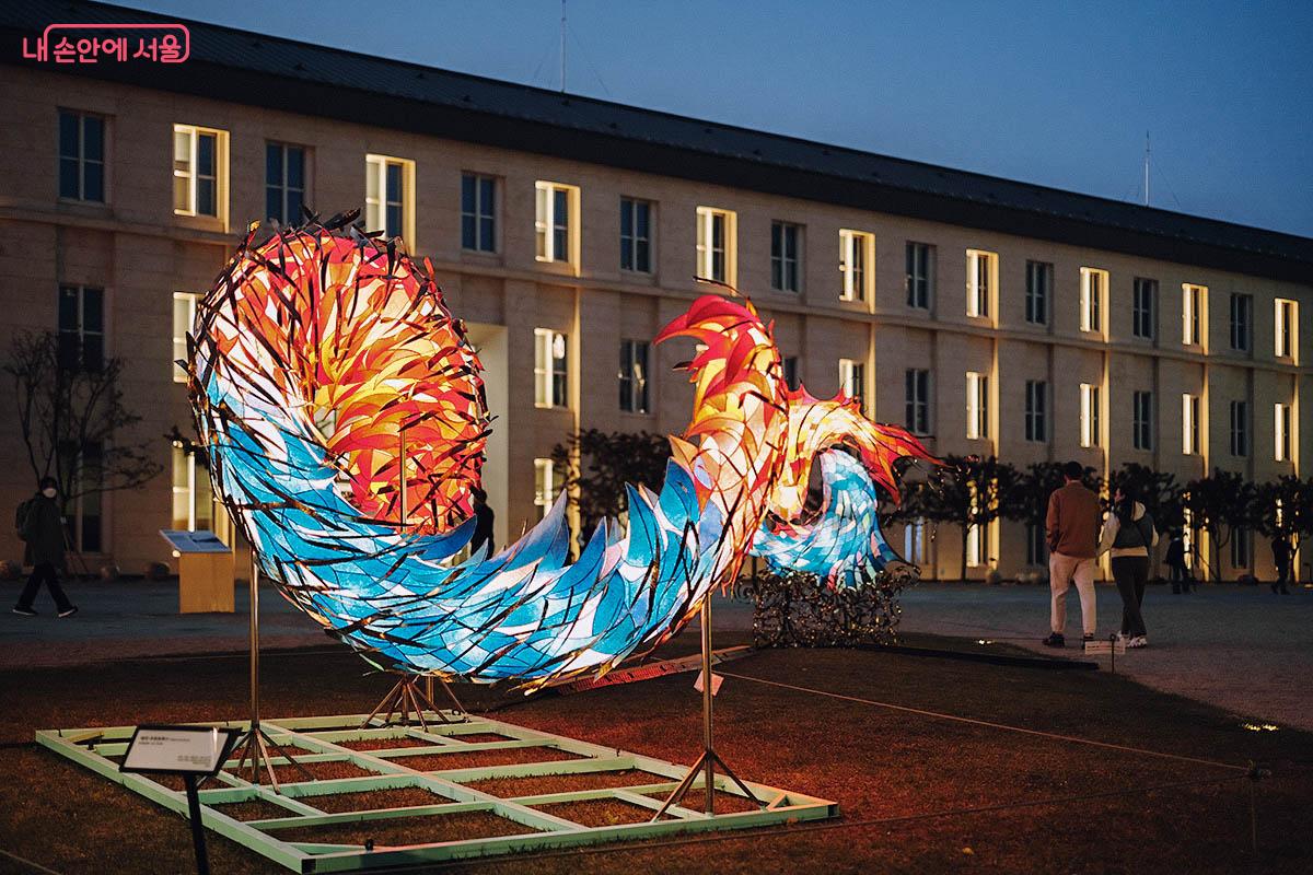 작품 <태극-우로보로스>(2023, 전영일공방) ©김아름