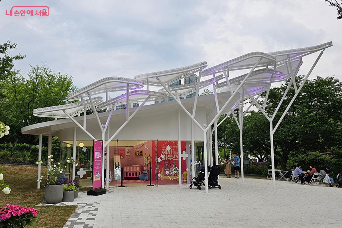 '2025 서울국제정원박람회' 내 시정 테마홍보관인 '해치 하우스'를 운영한다. ©정향선