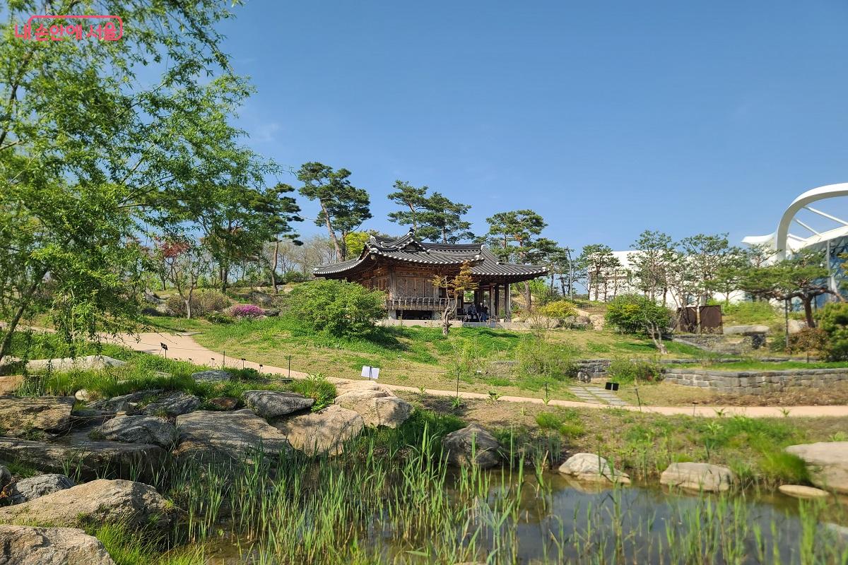 서울식물원 내 사색의 정원의 풍경Ⓒ박성애