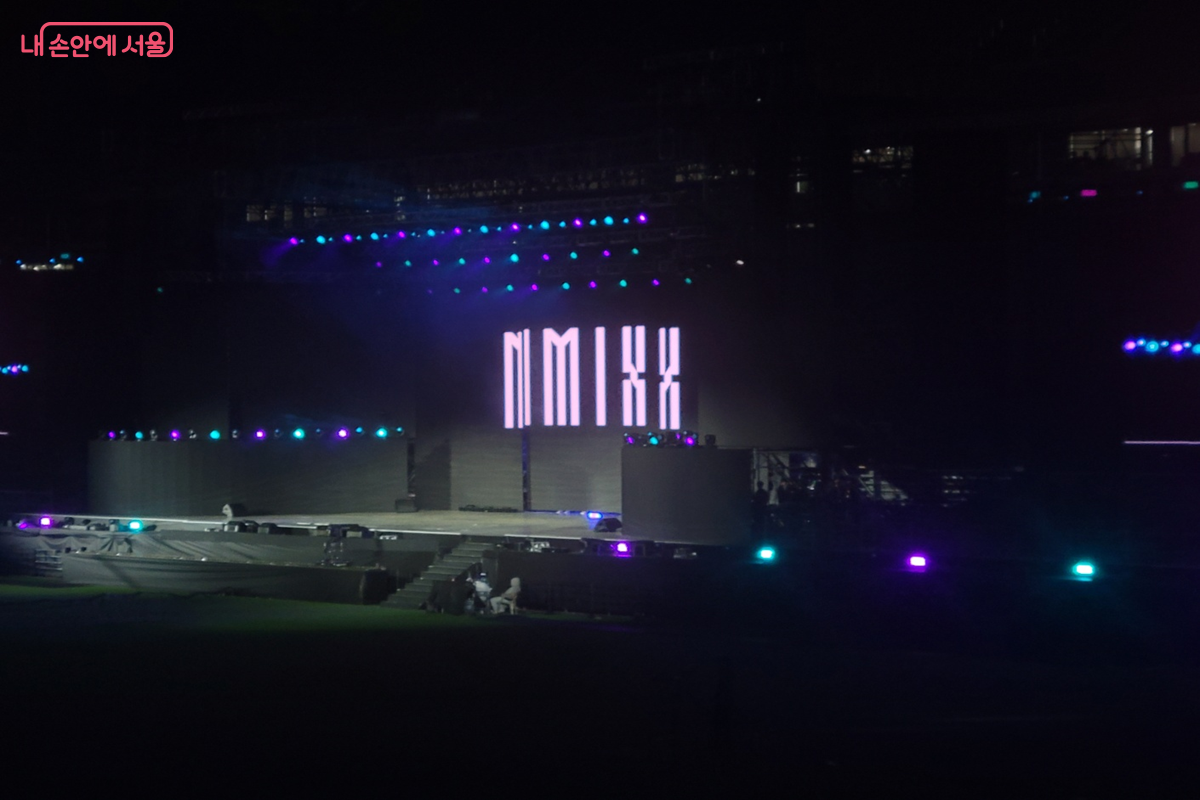 서울원더쇼 엔믹스 공연 무대 ⓒ이지욱