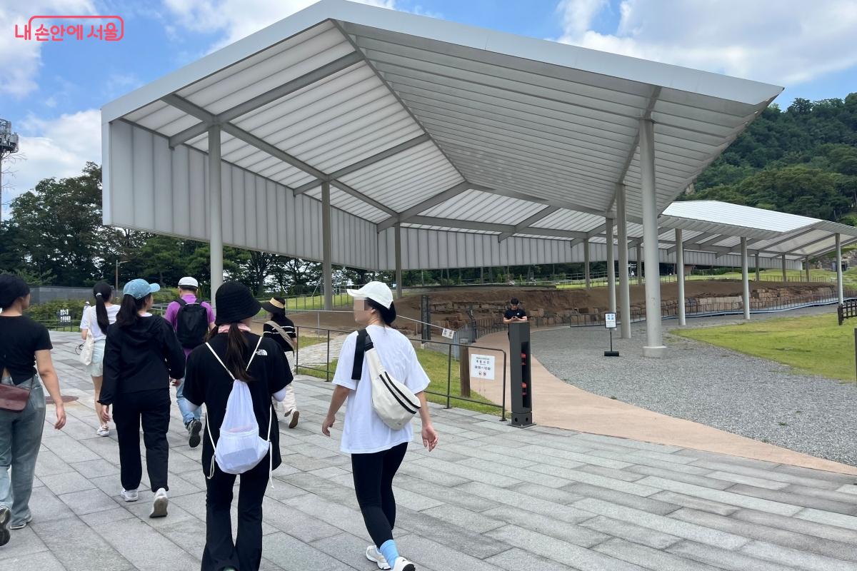 역사문화길이 포함된 B코스의 한양도성 성곽 ©김연희