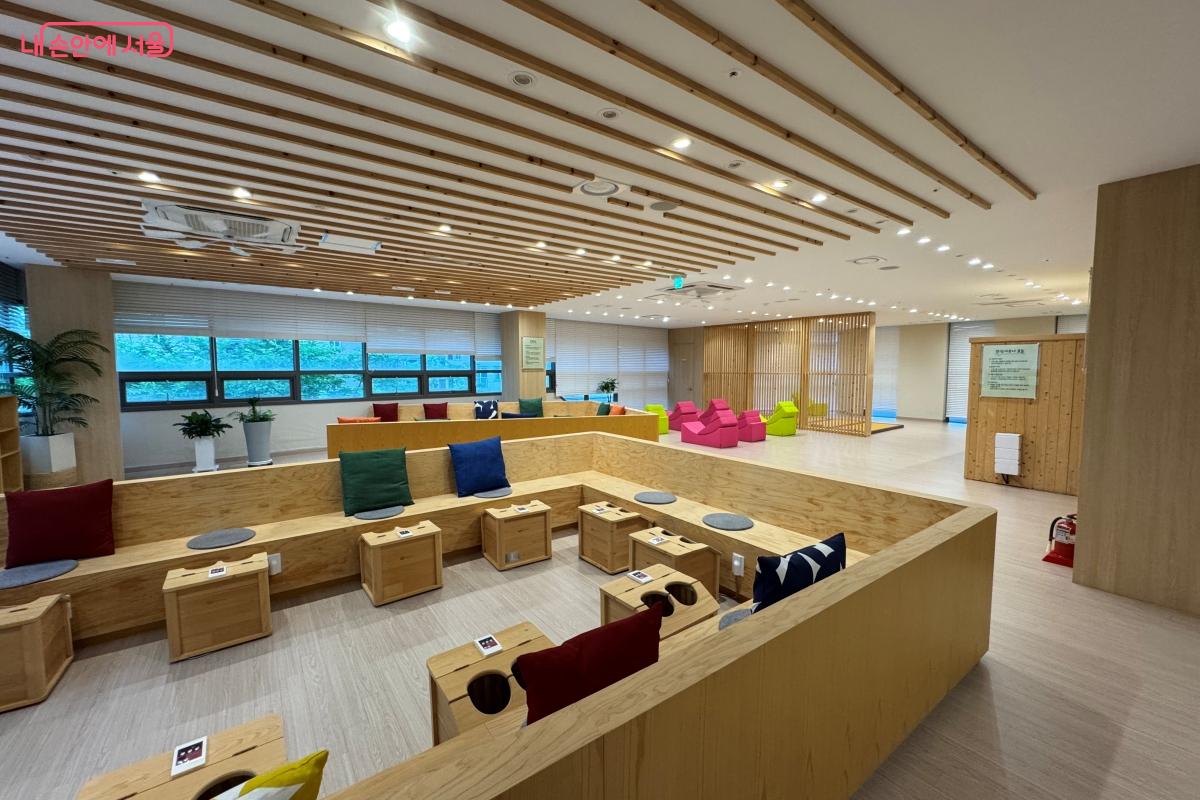 건강힐링센터에는 20개의 건식 편백족욕기가 마련되어 있다. ©안희진