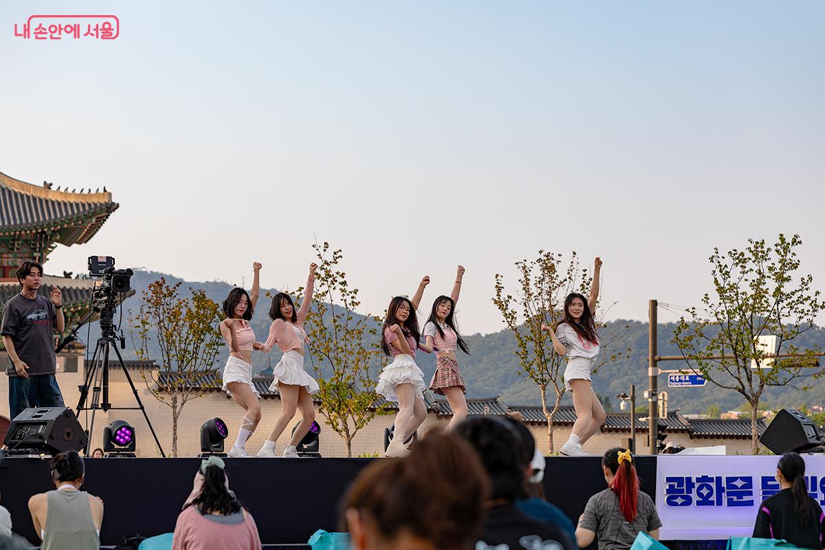 2025 광화문 달빛요가 개막식 축하공연 ⓒ문청야