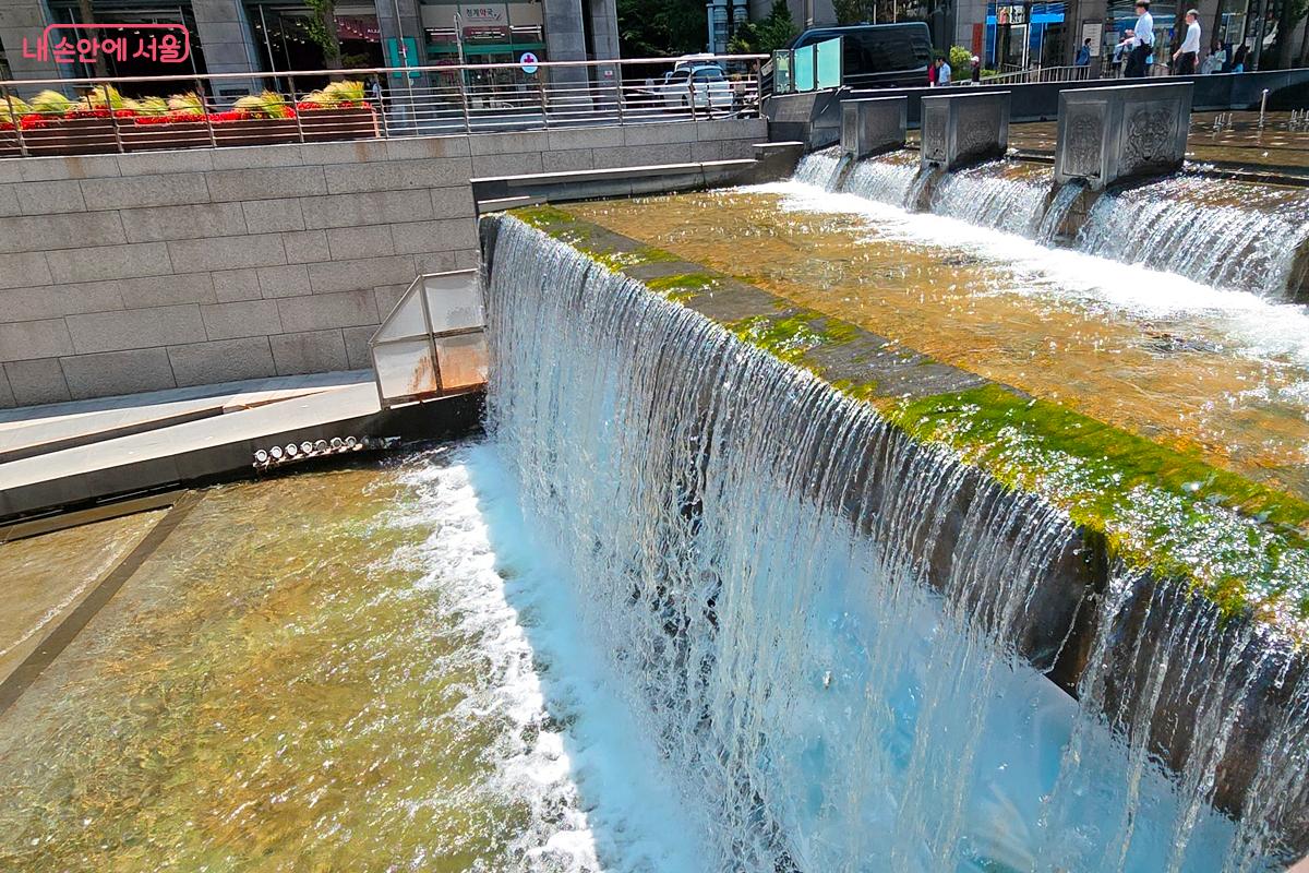 청계폭포 ©김윤경