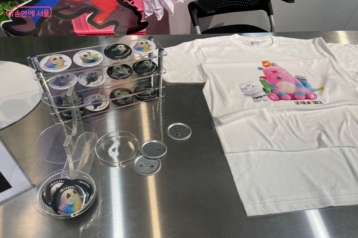 이번 행사의 하이라이트는 '나만의 티셔츠 만들기' 프로그램이다. ©노윤지