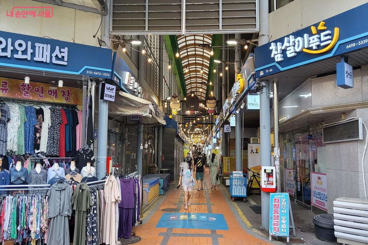 공릉동 도깨비시장 ©권수진