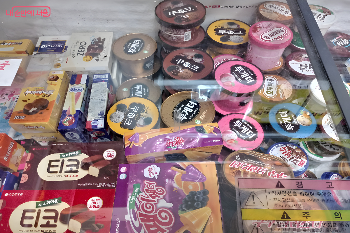 평소엔 가격이 부담돼 잘 사지 않던 것도 이번 기회에 구매했다.&copy;김영주